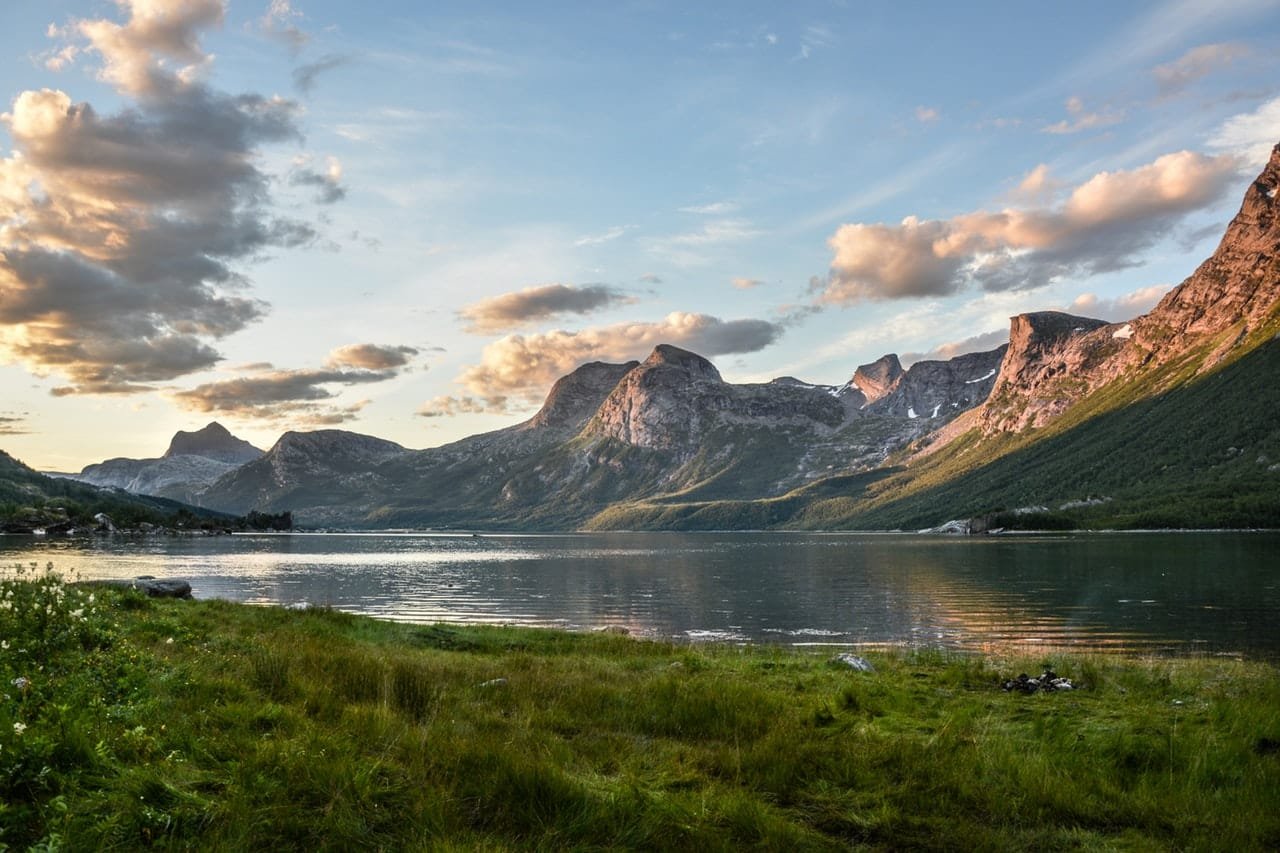 Home Mountain And Lake At Sunset 135157